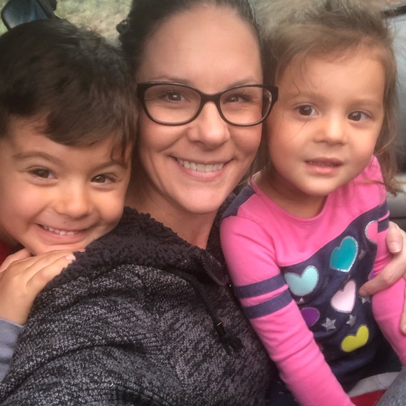 Meet your Posher, Ashley - Picture 4 of 5